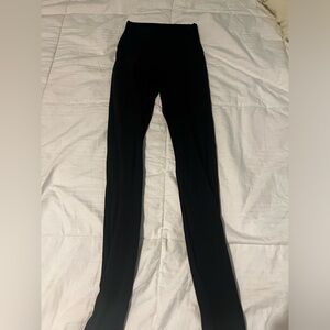 Black lululemon leggings